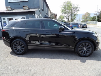 Used Land Rover Range Rover Velar 2018 for sale - 76299796: Photo