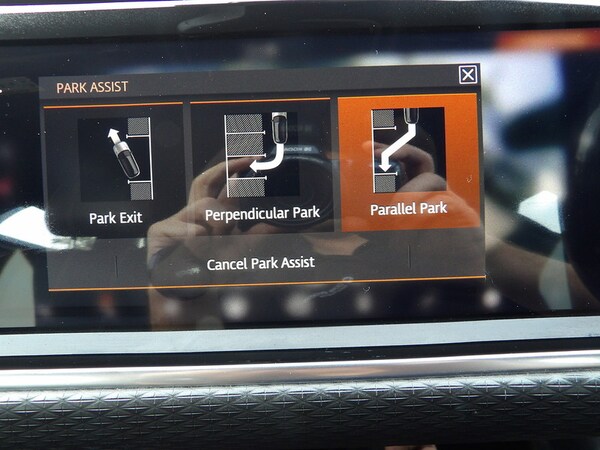 Used Land Rover Range Rover Velar 2018 for sale - 76299796: Photo 72