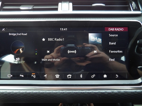 Used Land Rover Range Rover Velar 2018 for sale - 76299796: Photo 75