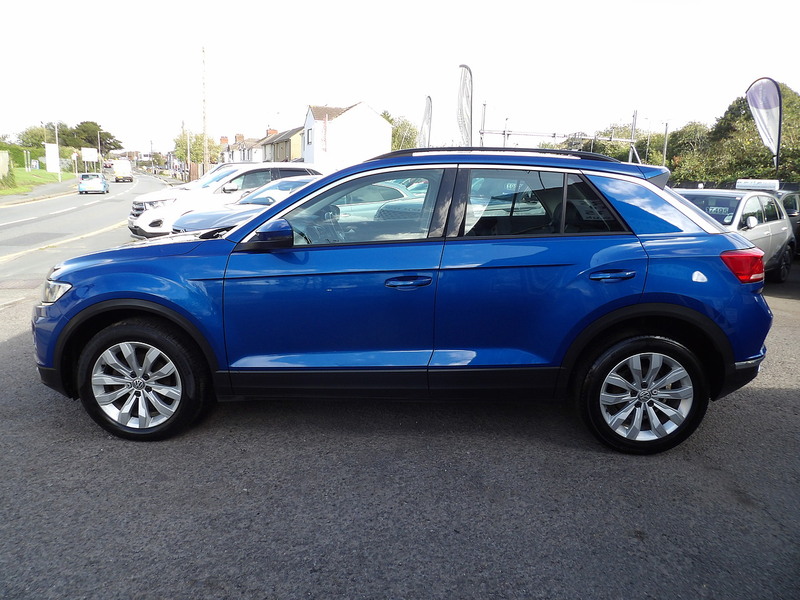 Used Volkswagen T-Roc 2019 for sale - 76308107: Photo 2