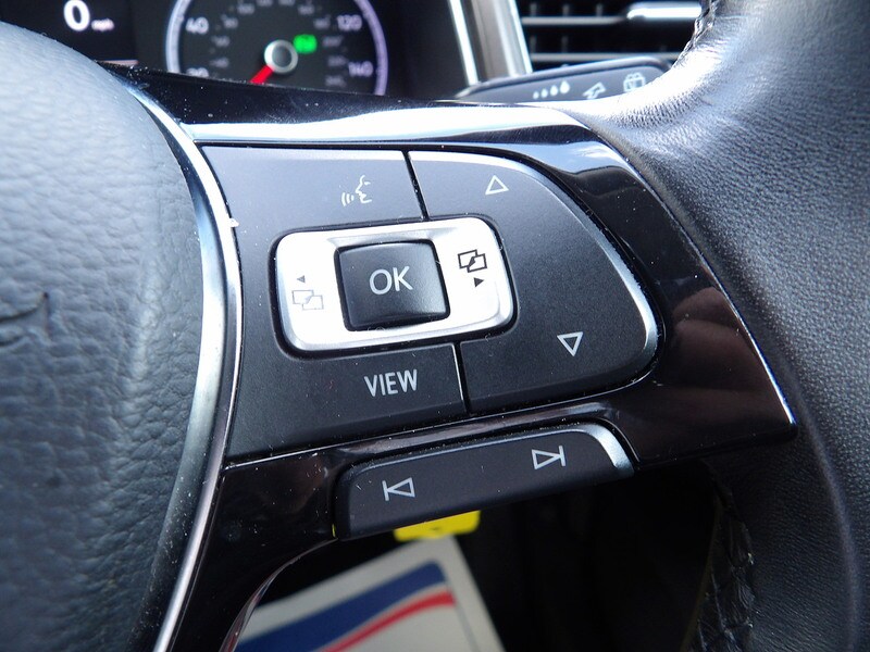 Used Volkswagen T-Roc 2019 for sale - 76308107: Photo 40