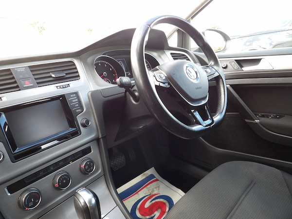 Used Volkswagen Golf 2015 for sale - 76308071: Photo 20