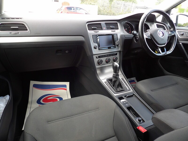 Used Volkswagen Golf 2015 for sale - 76308071: Photo 28