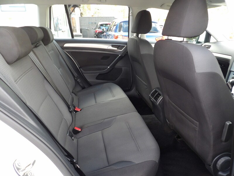 Used Volkswagen Golf 2015 for sale - 76308071: Photo 33