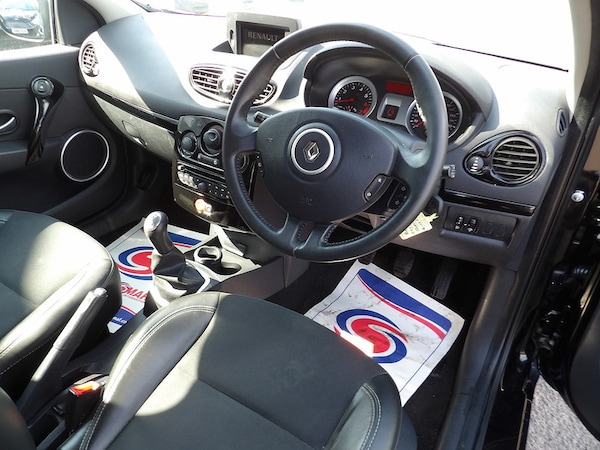 Used Renault Clio 2012 for sale - 76308050: Photo 11
