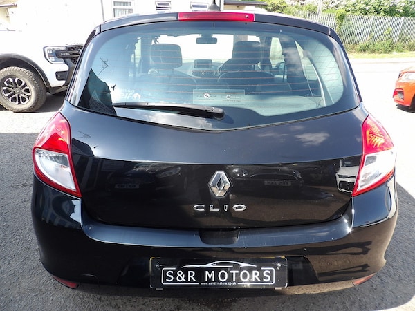 Used Renault Clio 2012 for sale - 76308050: Photo 17