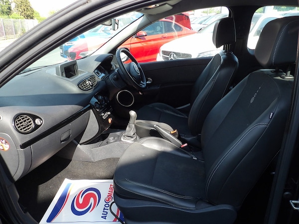 Used Renault Clio 2012 for sale - 76308050: Photo 19