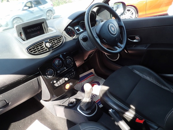 Used Renault Clio 2012 for sale - 76308050: Photo 20