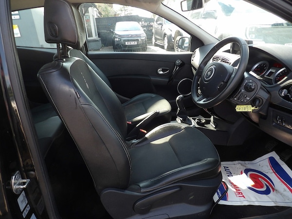 Used Renault Clio 2012 for sale - 76308050: Photo 22