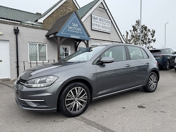 Used Volkswagen Golf 2017 for sale - 78710225: Photo