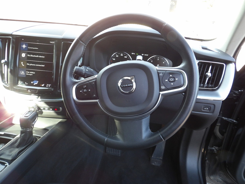 Used Volvo XC60 2019 for sale - 76308114: Photo 9