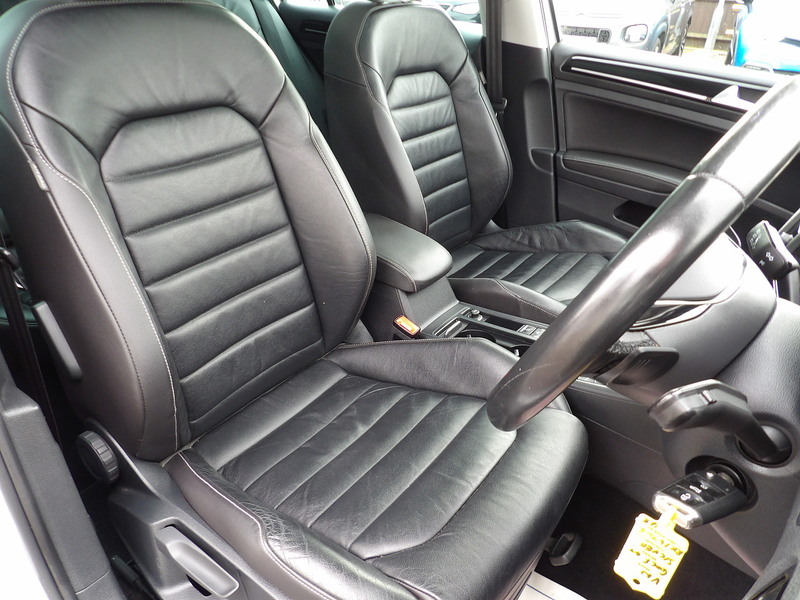 Used Volkswagen Golf 2016 for sale - 76308046: Photo 26