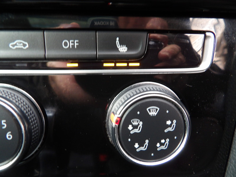 Used Volkswagen Golf 2016 for sale - 76308046: Photo 31