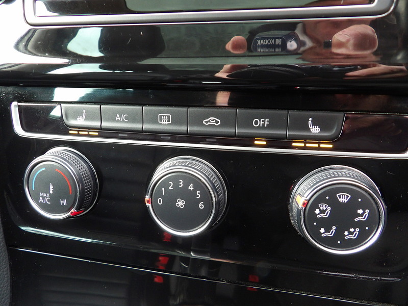 Used Volkswagen Golf 2016 for sale - 76308046: Photo 32