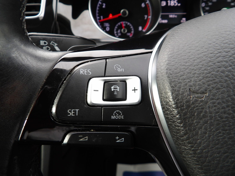 Used Volkswagen Golf 2016 for sale - 76308046: Photo 38