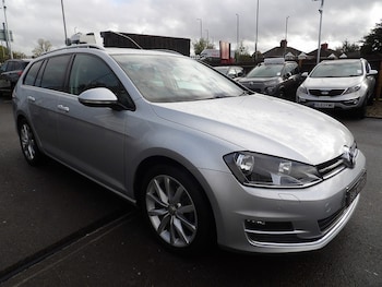 Used Volkswagen Golf 2016 for sale - 76308046: Photo