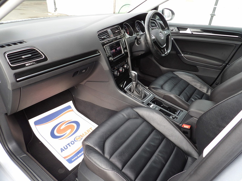 Used Volkswagen Golf 2016 for sale - 76308046: Photo 56