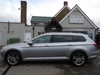Used Volkswagen Passat 2019 for sale - 76403239: Photo