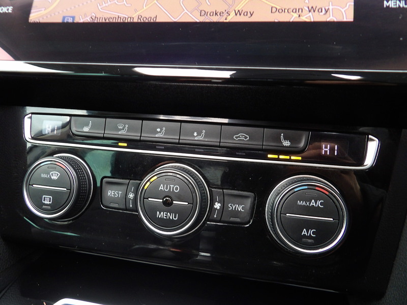 Used Volkswagen Passat 2019 for sale - 76403239: Photo 36