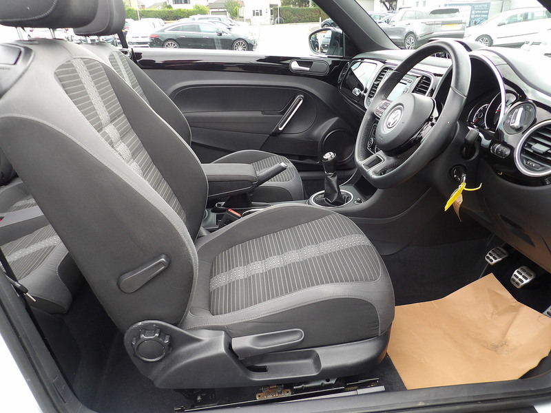 Used Volkswagen Beetle 2014 for sale - 76308121: Photo 14