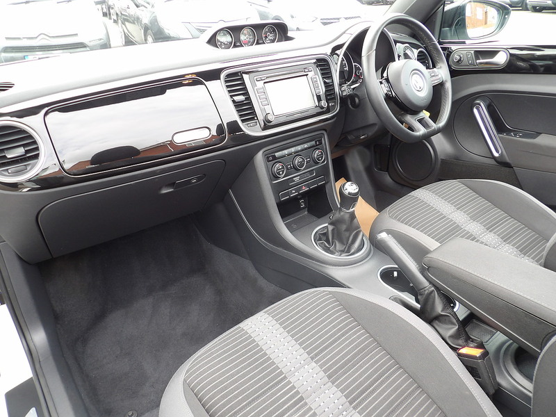 Used Volkswagen Beetle 2014 for sale - 76308121: Photo 16