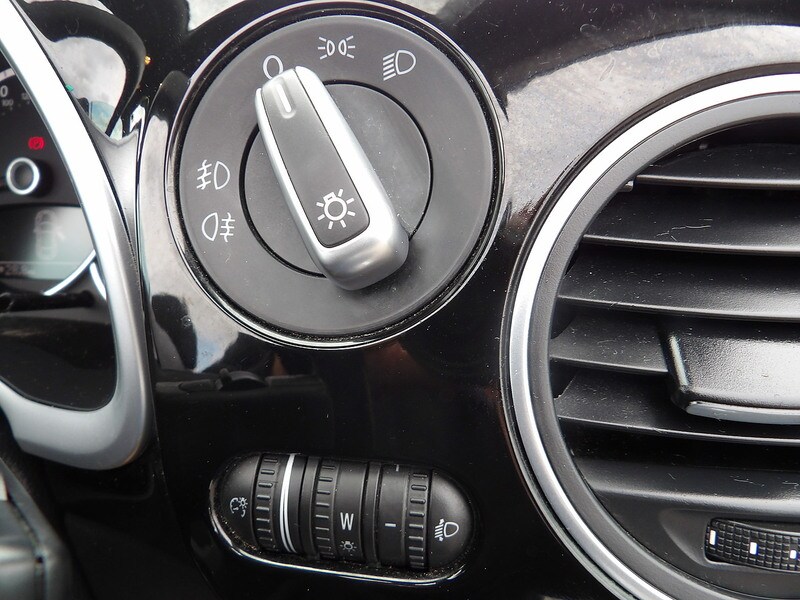 Used Volkswagen Beetle 2014 for sale - 76308121: Photo 32