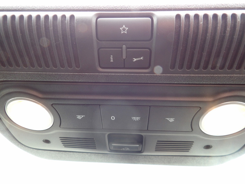 Used Volkswagen Beetle 2014 for sale - 76308121: Photo 44