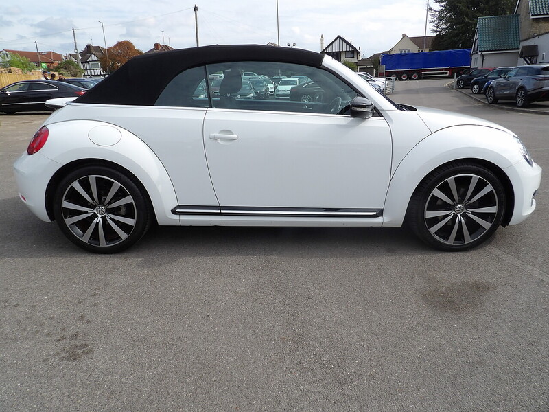 Used Volkswagen Beetle 2014 for sale - 76308121: Photo 5