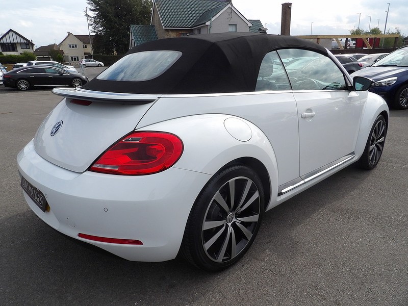 Used Volkswagen Beetle 2014 for sale - 76308121: Photo 6