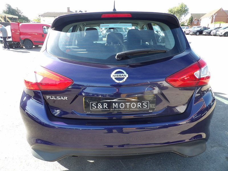 Used Nissan Pulsar 2014 for sale - 76308128: Photo 6