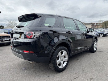Used Land Rover Discovery Sport 2017 for sale - 78710362: Photo
