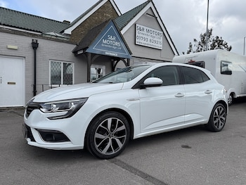 Used Renault Megane 2020 for sale - 78677430: Photo