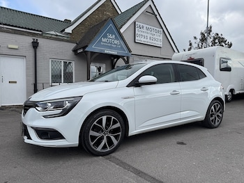 Used Renault Megane 2020 for sale - 78677430: Photo