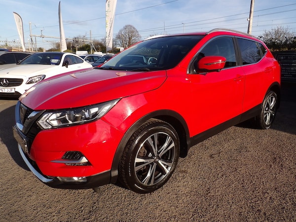 Used Nissan Qashqai 2017 for sale - 76308049: Photo 1