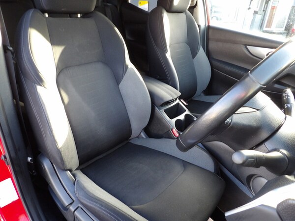 Used Nissan Qashqai 2017 for sale - 76308049: Photo 27
