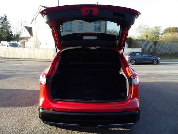 Used Nissan Qashqai 2017 for sale - 76308049: Photo 52