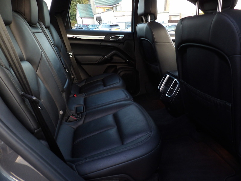 Used Porsche Cayenne 2016 for sale - 76308033: Photo 11