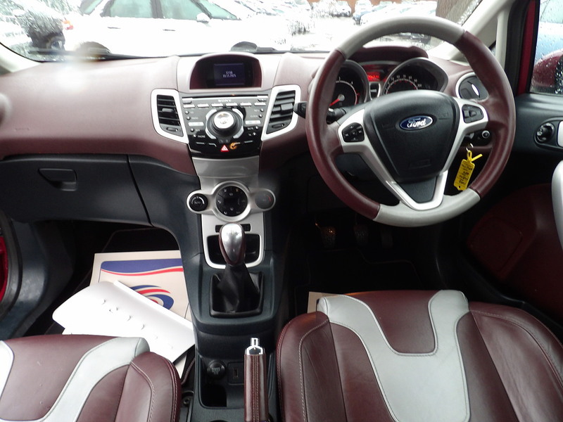 Used Ford Fiesta 2011 for sale - 76536244: Photo 19