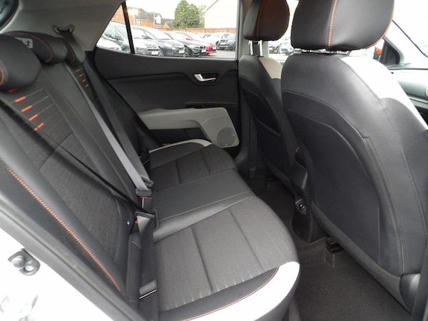Used Kia Stonic 2018 for sale - 76308018: Photo 11
