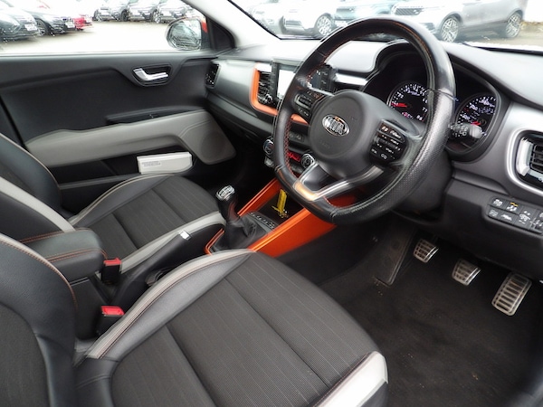 Used Kia Stonic 2018 for sale - 76308018: Photo 14