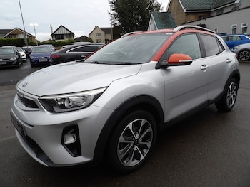 Used Kia Stonic 2018 for sale - 76308018: Photo