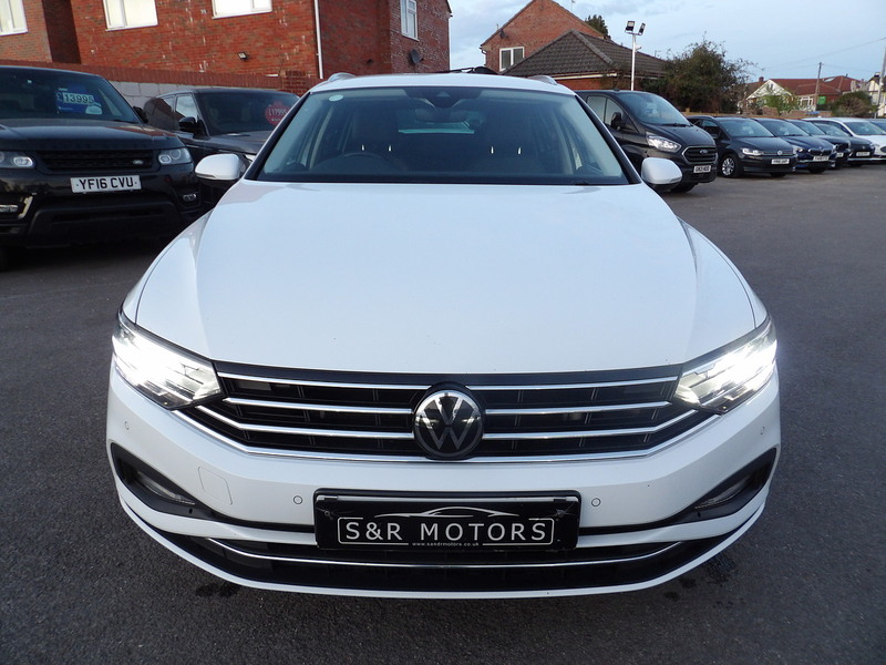 Used Volkswagen Passat 2022 for sale - 76308122: Photo 2