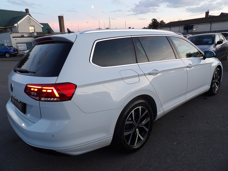 Used Volkswagen Passat 2022 for sale - 76308122: Photo 4