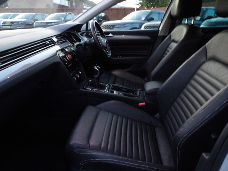 Used Volkswagen Passat 2022 for sale - 76308122: Photo 7