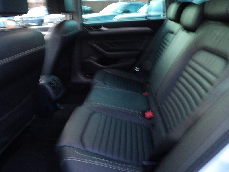 Used Volkswagen Passat 2022 for sale - 76308122: Photo 9