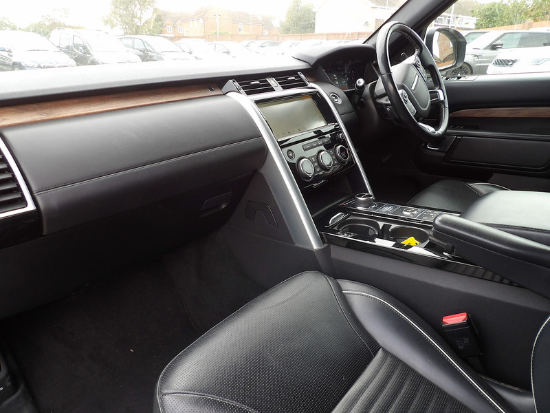 Used Land Rover Discovery 2018 for sale - 76418017: Photo 10
