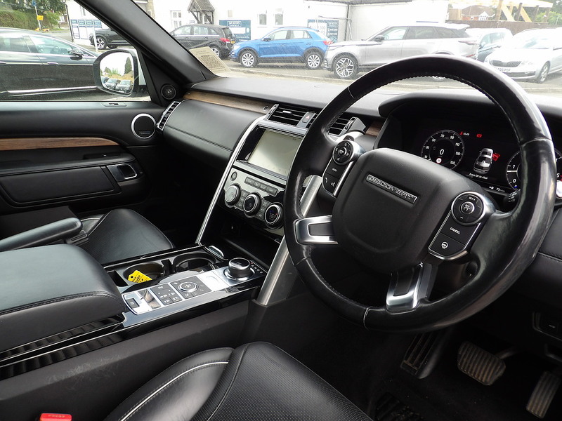 Used Land Rover Discovery 2018 for sale - 76418017: Photo 19