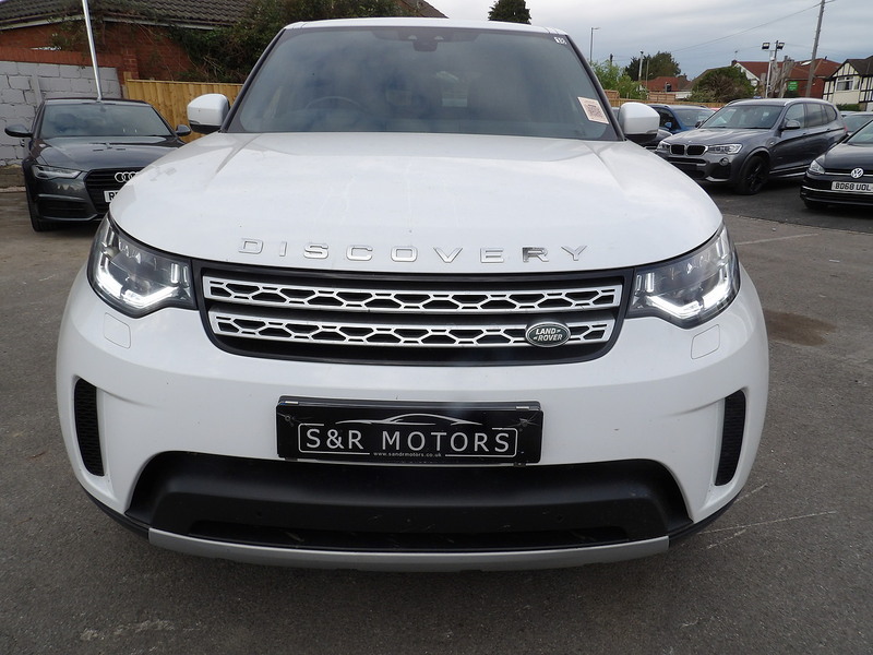 Used Land Rover Discovery 2018 for sale - 76418017: Photo 4