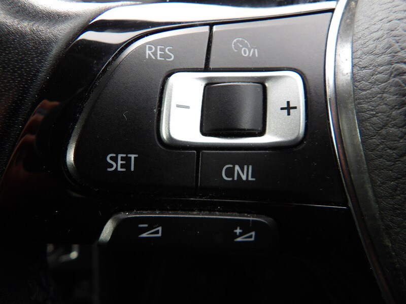 Used Volkswagen Polo 2016 for sale - 76308132: Photo 44