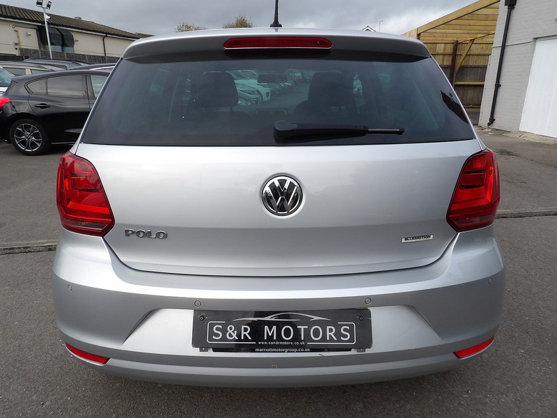 Used Volkswagen Polo 2016 for sale - 76308132: Photo 8